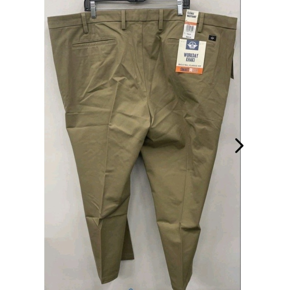 Dockers Workday Khaki Pants Men's 52x30 Beige Classic Fit Big & Tall Smart 360 - Picture 2 of 4